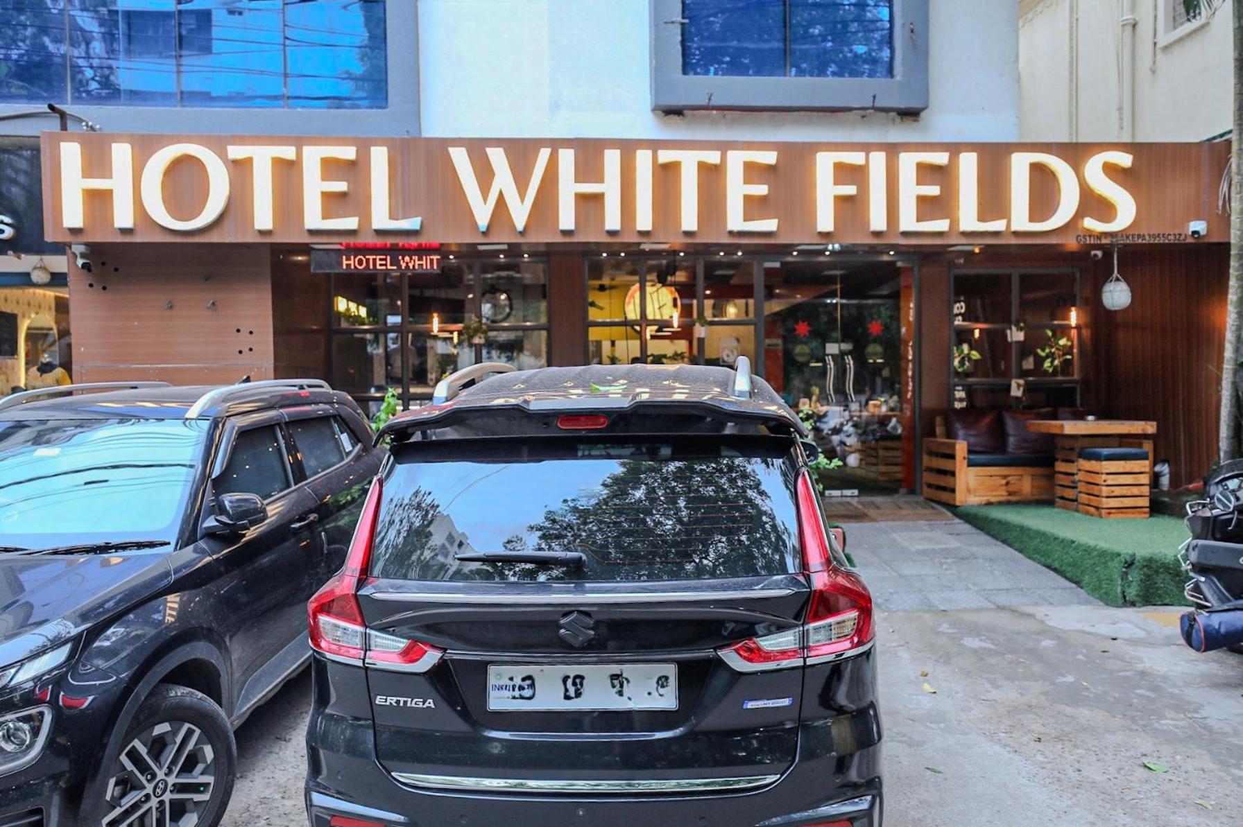 Hotel White Fields Hitec City, Haidarábád Kültér fotó