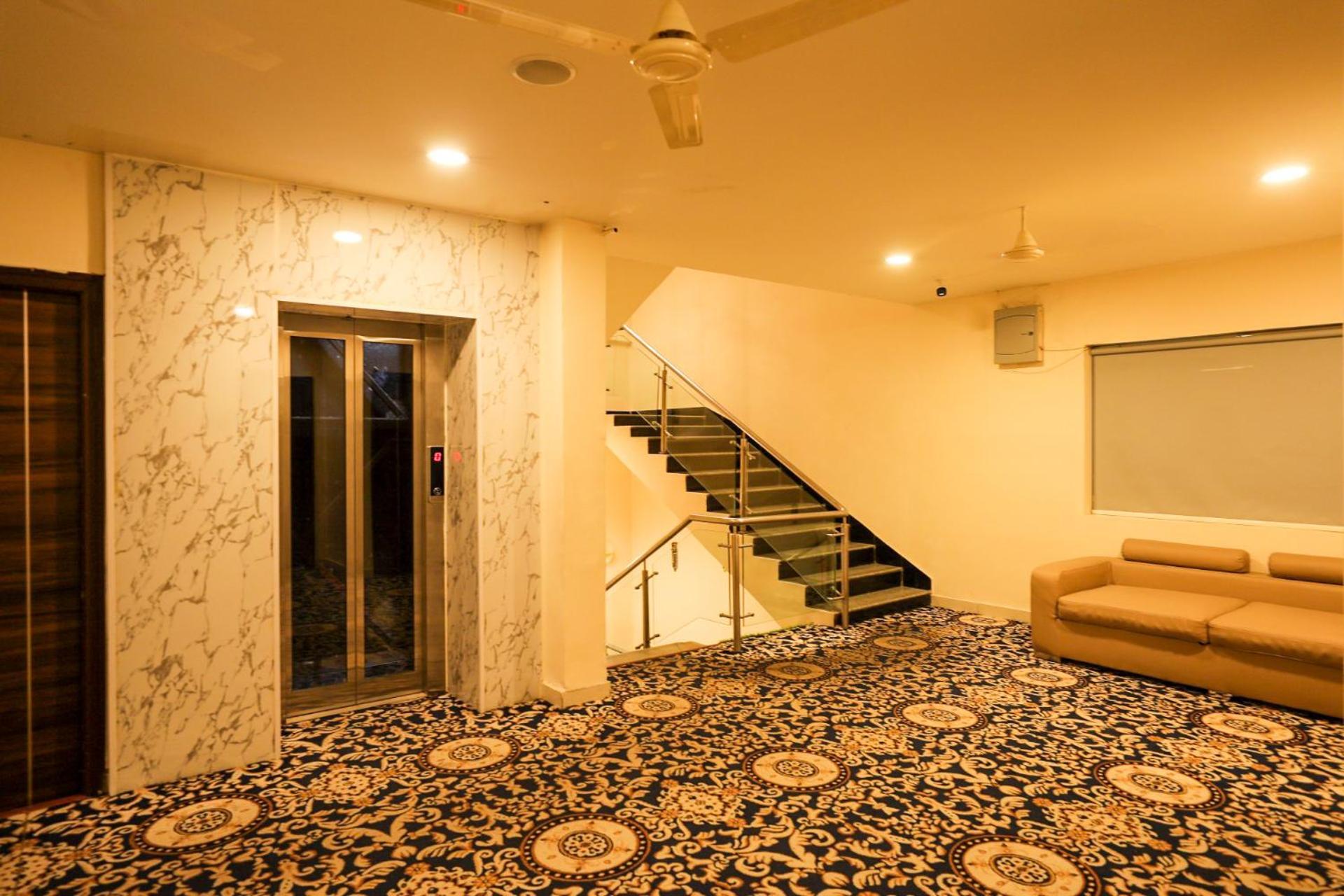 Hotel White Fields Hitec City, Haidarábád Kültér fotó