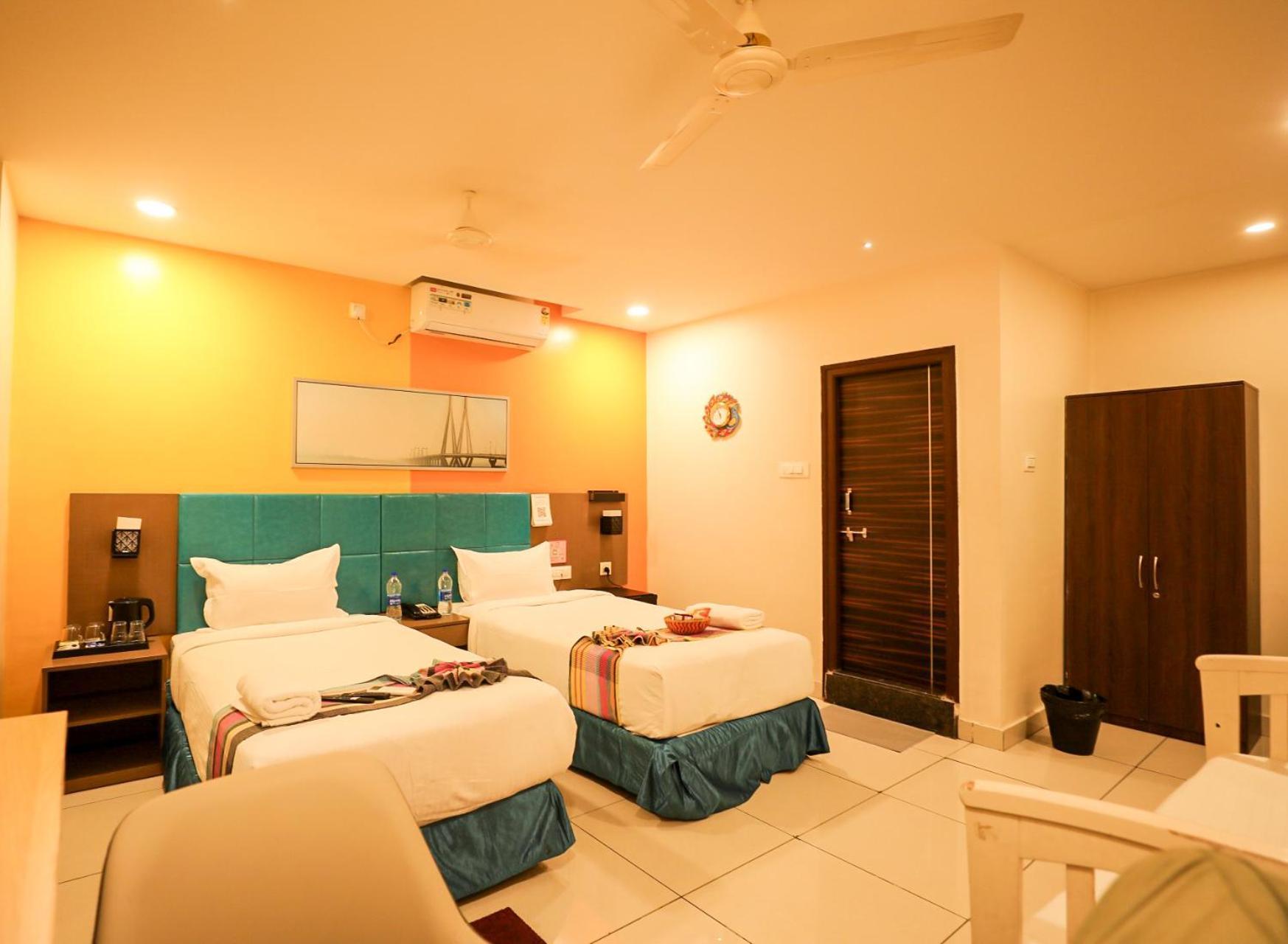 Hotel White Fields Hitec City, Haidarábád Kültér fotó